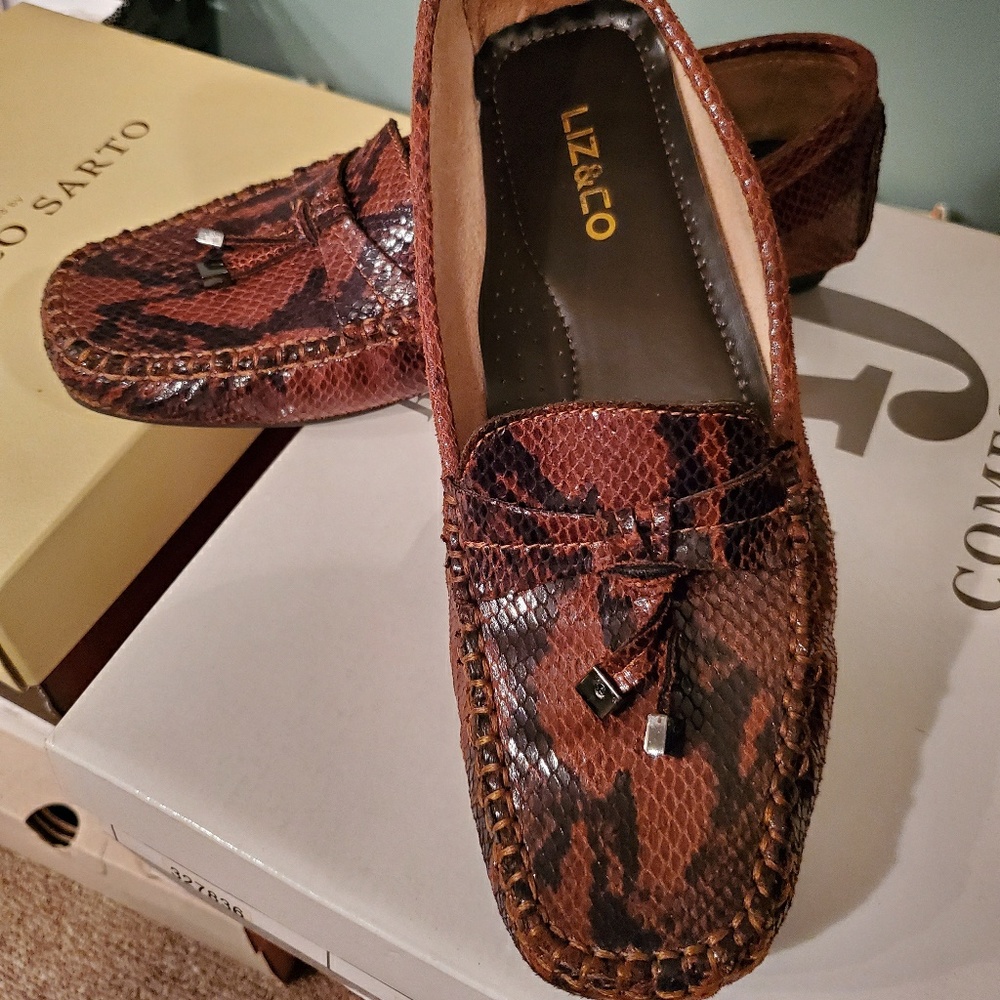 Snake print loafers